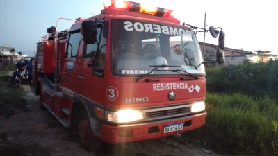 Incendio consumió dos precarias viviendas en el asentamiento Berta Cáceres