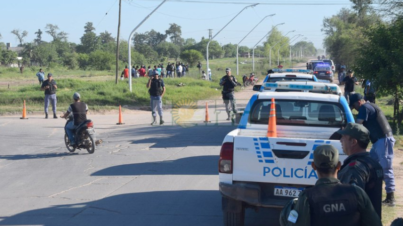 Sáenz Peña: Desalojaron a familias que estaban usurpando terrenos del ferrocarril