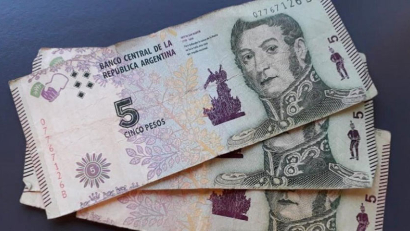 Los billetes de 5 pesos dejarán de circular el 31 de enero