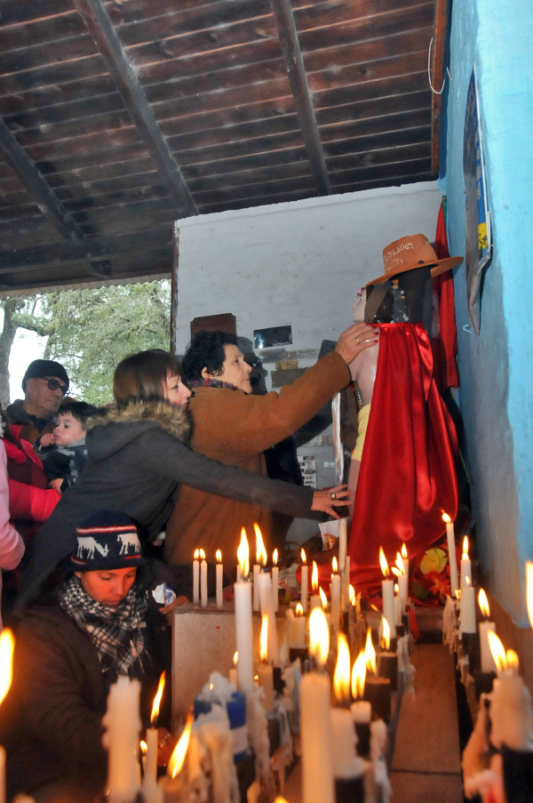 <p> EN SANTO TOMÉ, EL PEDIDO DE LOS CREYENTES A SAN PANTALEON</p>
<p></p>
<p>Foto: Jorge "Punky" Flores </p>