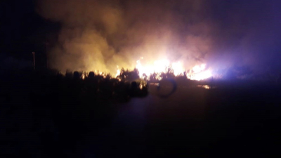 Todos a oscuras: quemaban basura y el fuego alcanzó los cables de alta tensión