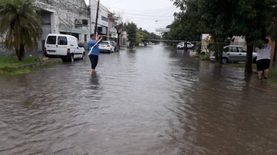 Atención: clausuran calles por anegamiento
