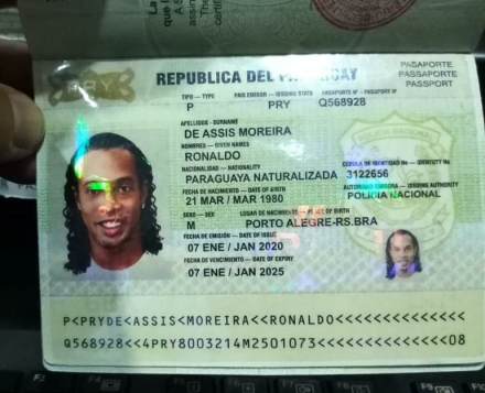 pasaporte Ronaldo.jpg