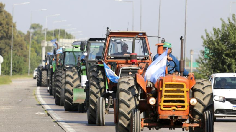 El campo realizará un paro de cuatro días por el aumento de las retenciones a la soja