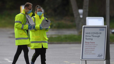 Reino Unido: médicos deben decidir quién vive y quién muere si la pandemia empeora