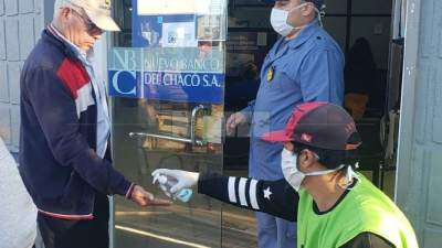 Los jubilados de la provincia siguen cobrando hoy sus haberes