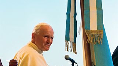 Polonia celebra 100 años del nacimiento de Juan Pablo II