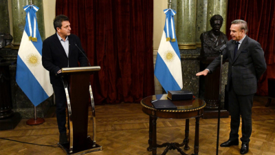 Massa tomó juramento a Pichetto como auditor de la Auditoría General de la Nación
