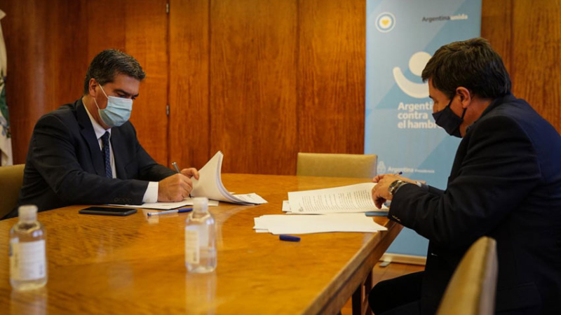 El gobernador gestionó fondos para financiar a productores chaqueños