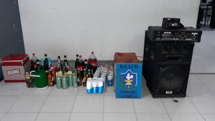 58fiesta clandestina.jpeg