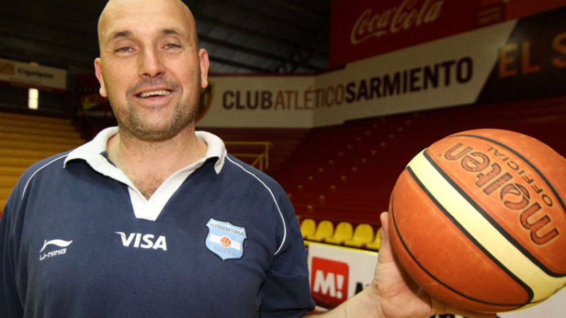 “Pato” Simoni: “Fue una alegría doble, campeones de local y en Regatas”