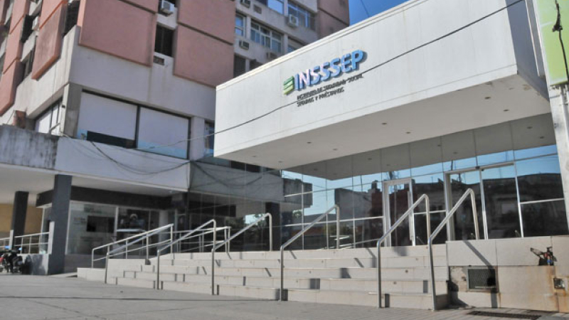 El Insssep descongestionará la atención en la farmacia social