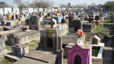 El cementerio habilita un ingreso gradual