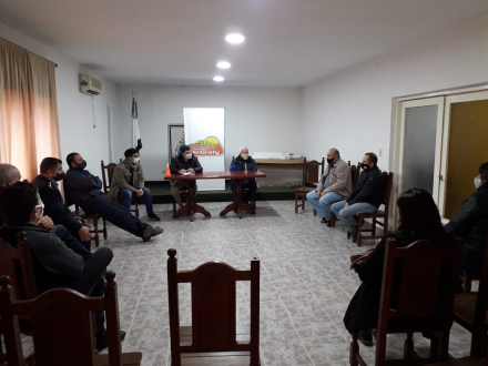 El comite de emergencia habilitan nuevamente fase 3 a la comunidad.jpeg