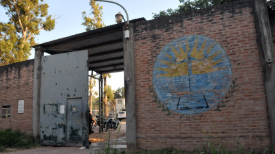 Tenía domiciliaria por una causa de narcomenudeo y atacó a su expareja