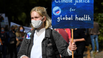 Jóvenes retomaron manifestaciones contra el cambio climático