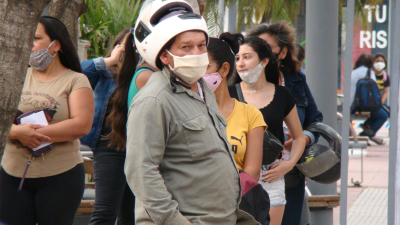 Un cambio de planes por fiestas clandestinas y elevada movilidad