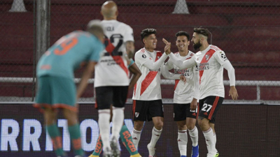 River no se detiene: a puro gol se adueñó de su grupo copero