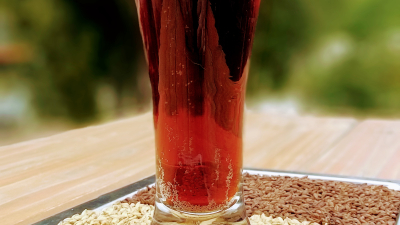 Cerveza negra con frambuesa, el deleite patagónico que eligen los argentinos 