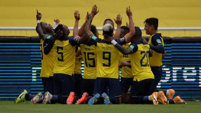 Ecuador aplastó a Colombia por 6 a 1 y cierra el 2020 en zona de clasificación