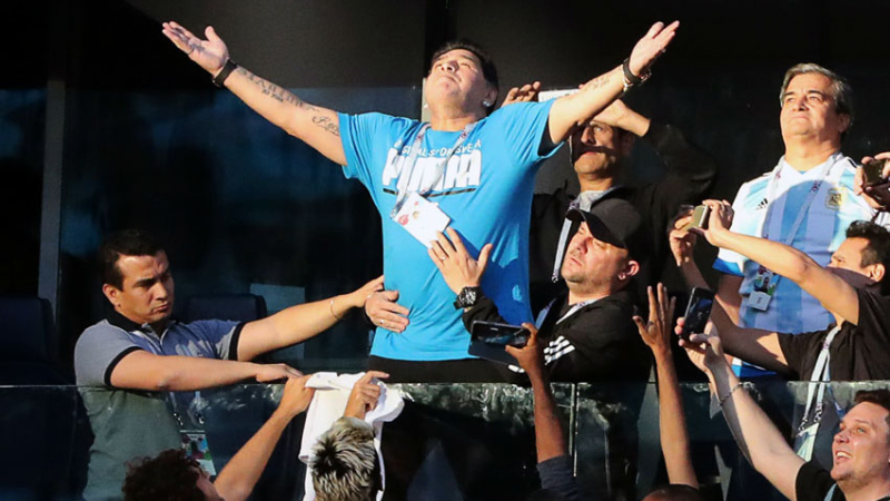 Murió Diego Armando Maradona, nació la leyenda