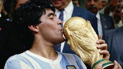 Maradona: el deportista que trascendió fronteras e idiomas