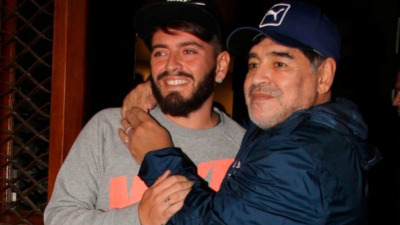 Diego Junior pidió que los equipos donde jugó Maradona retiren la número 10