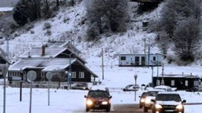Nieva en Ushuaia en pleno diciembre y en la víspera de la temporada de turismo