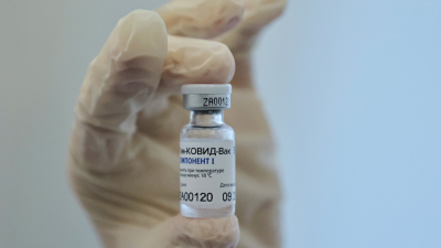 Covid-19: aseguran que las vacunas no son incompatibles con la ingesta de alcohol moderada