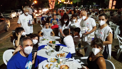 Fundación Ciudad Limpia regala barbijos en bares de Resistencia