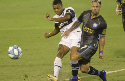 Atlético Tucumán terminó con las aspiraciones de Gimnasia
