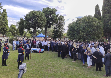 Menem despedida.JPG
