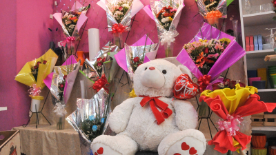 El Día de los enamorados con ventas moderadas y búsqueda de precios