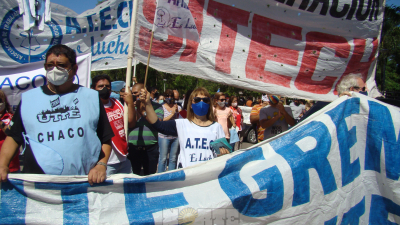 Docentes vuelven a manifestarse