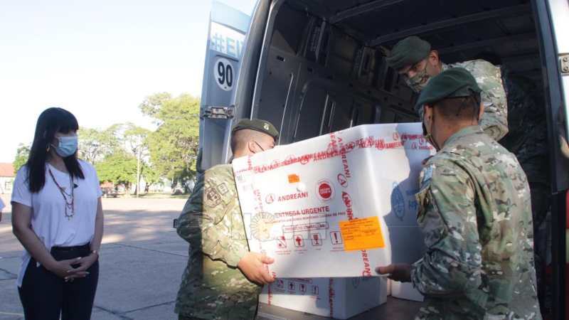Llegaron hoy otras 10.800 vacunas de la Sputnik V al Chaco