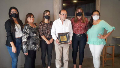 Reconocimiento a la trayectoria del comunicador Miguel Pérez