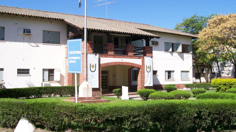 Docentes universitarios van al paro hoy y mañana por fuerte caída del salario