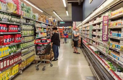 Otro mes de golpe al bolsillo con incrementos en los productos básicos