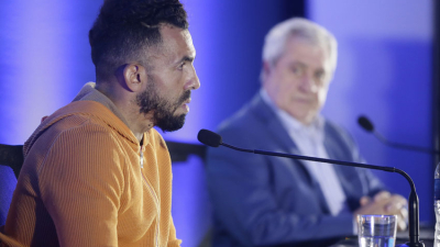 Entre lágrimas, Tevez anunció su salida de Boca