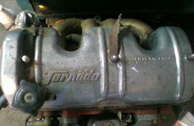 El rarísimo motor Tornado de 4 cilindros.