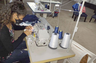 Colonias Unidas y La Verde apuestan a la confección textil