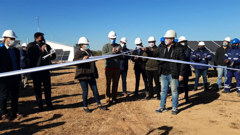 Chaco sostenible: Capitanich inauguró planta de energía solar