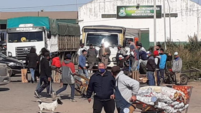 Dos mercados en conflicto: el frutihortícola y “el blue”