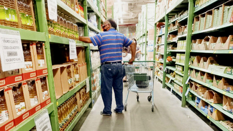 “Nada indica que para los supermercados pymes la situación mejore”, dice Simons
