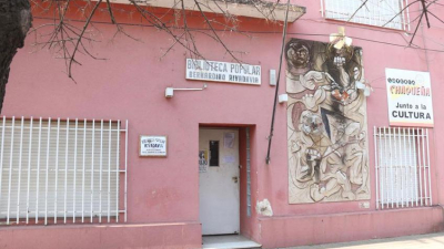 Biblioteca de 112 años necesita 20 donantes para pagar costos