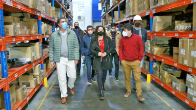 Empleo local: Capitanich recorrió la fábrica de bicicletas López hermanos
