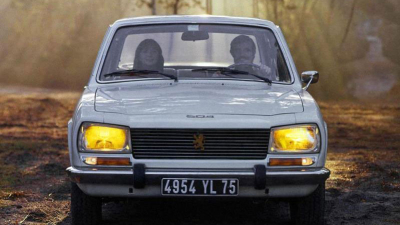 ¿Porque los autos tenían luces amarillas?