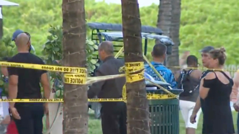 Miami: un hombre entró a un bar, mató a un turista "por azar" y bailó sobre su cuerpo