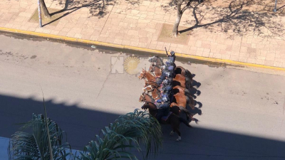 Corridas, desalojo y tensión en Casa de Gobierno
