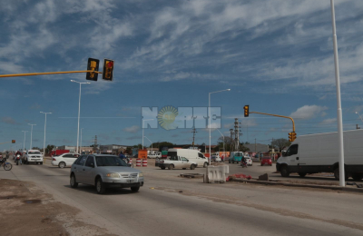 Rotonda de autovía 11 y avenida Alvear: tras su habilitación, piden respetar semáforos y carteles